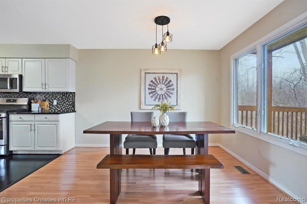 120 PONDS VIEW Drive, Ann Arbor, MI 48103 — Photo 8