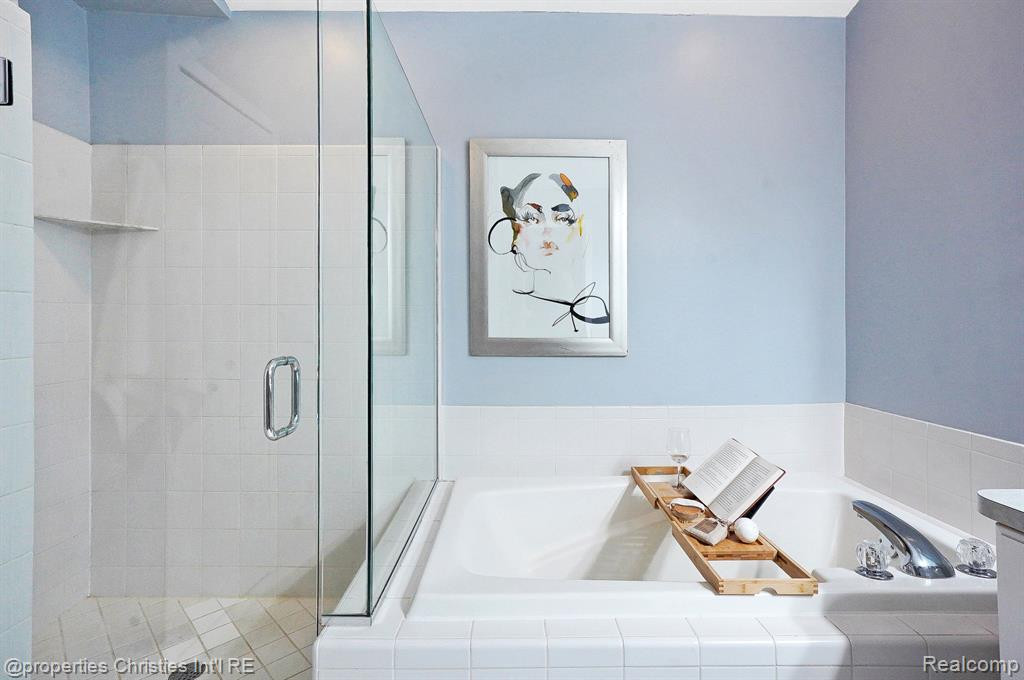 120 PONDS VIEW Drive, Ann Arbor, MI 48103 — Photo 19