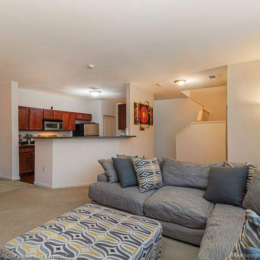 4025 Radcliff Drive, Canton, MI 48188 — Photo 5