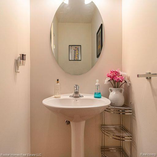 4025 Radcliff Drive, Canton, MI 48188 — Photo 23
