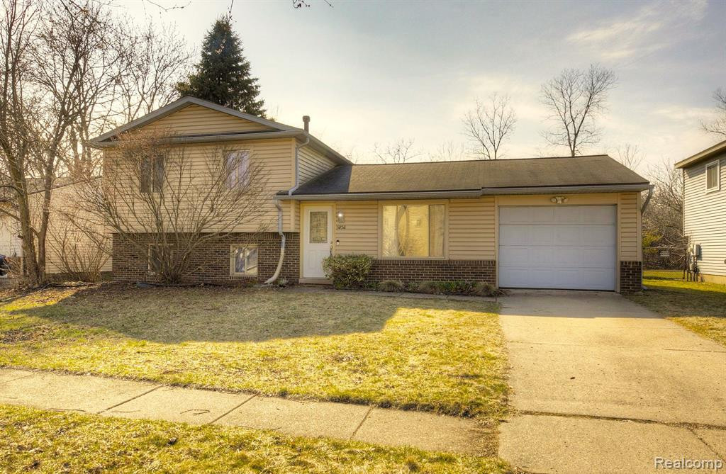 9258 ABBEY Lane, Ypsilanti, MI 48198 — Photo 2