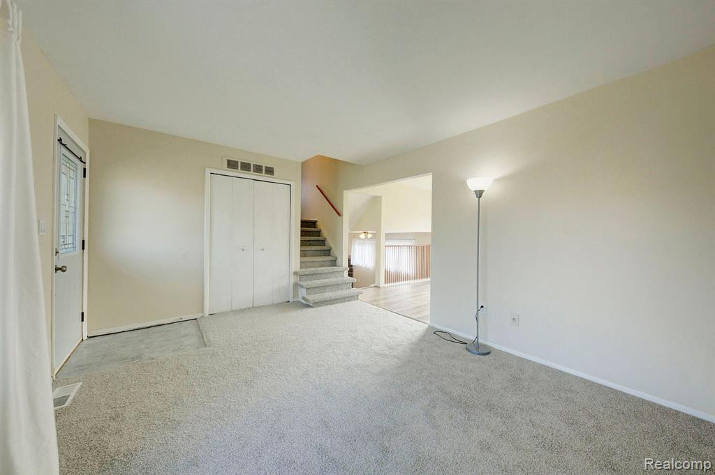 9258 ABBEY Lane, Ypsilanti, MI 48198 — Photo 6