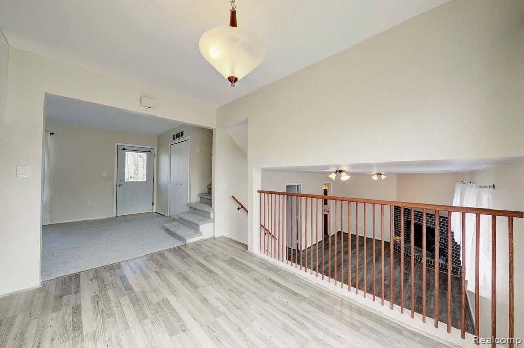 9258 ABBEY Lane, Ypsilanti, MI 48198 — Photo 12
