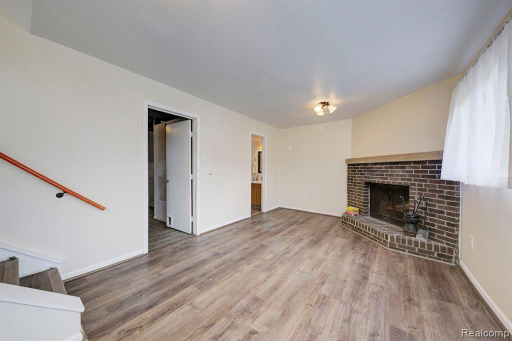 9258 ABBEY Lane, Ypsilanti, MI 48198 — Photo 16