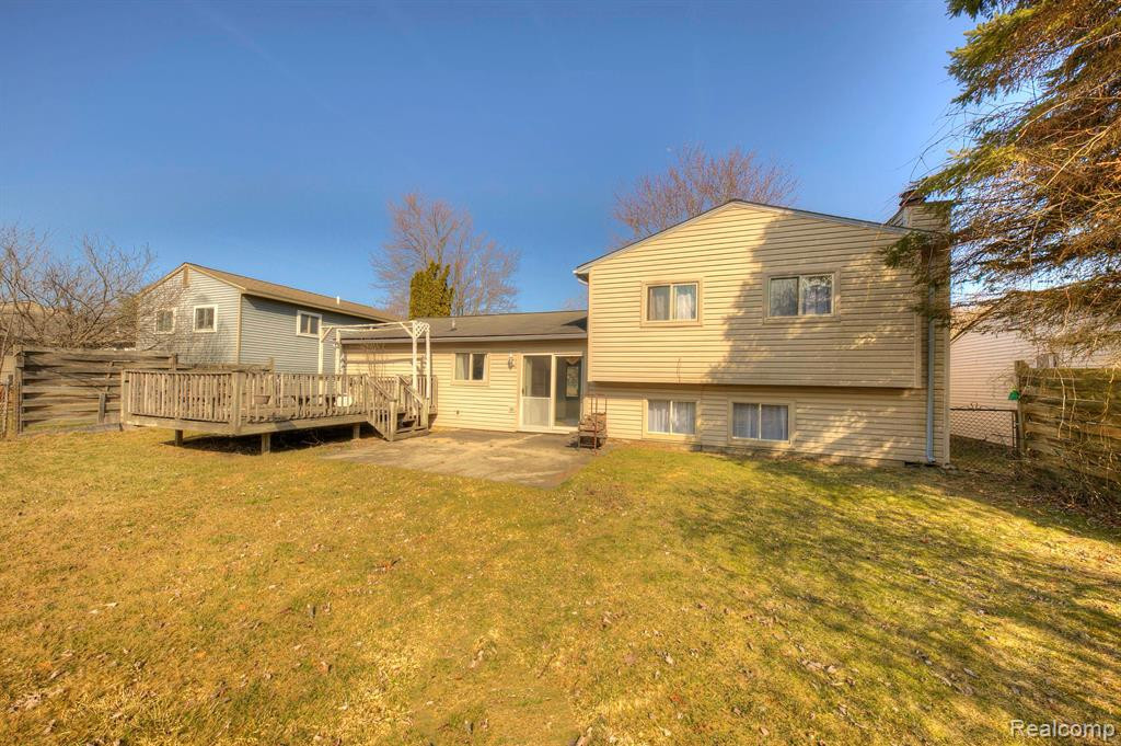 9258 ABBEY Lane, Ypsilanti, MI 48198 — Photo 30