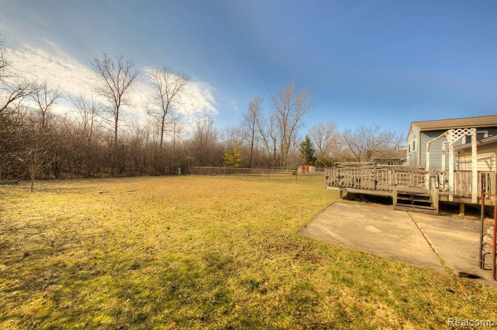 9258 ABBEY Lane, Ypsilanti, MI 48198 — Photo 34