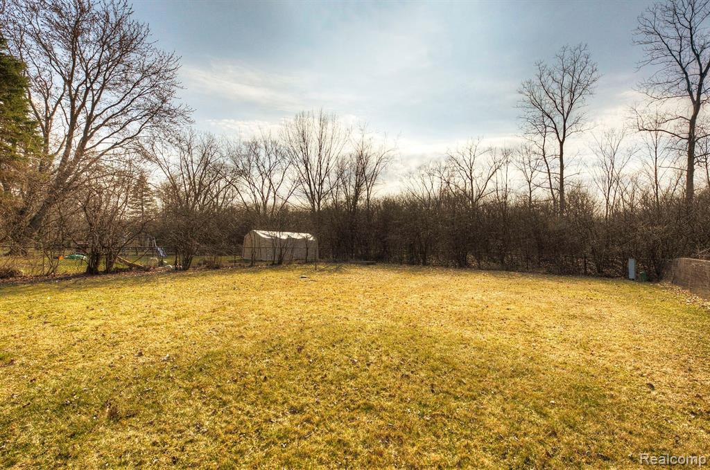 9258 ABBEY Lane, Ypsilanti, MI 48198 — Photo 36