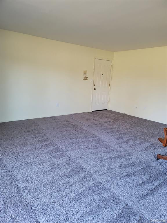 1848 COLONIAL VILLAGE Way, 1, Waterford, MI 48328 — Photo 6