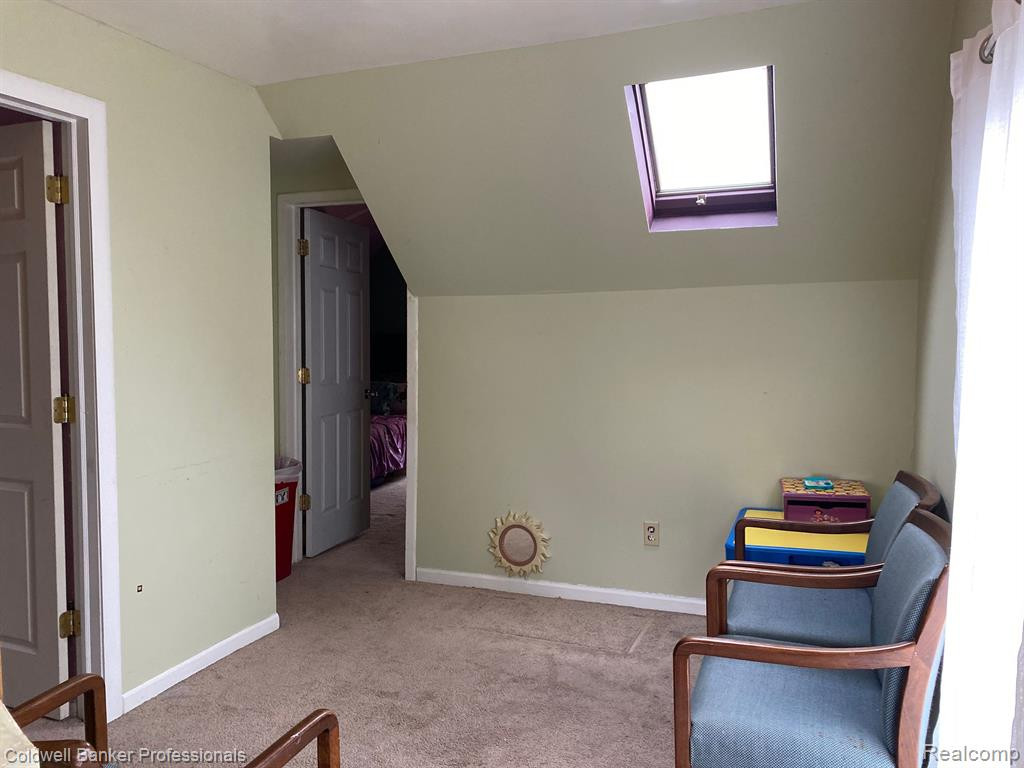 208 N WALKER Street, Capac, MI 48014 — Photo 8