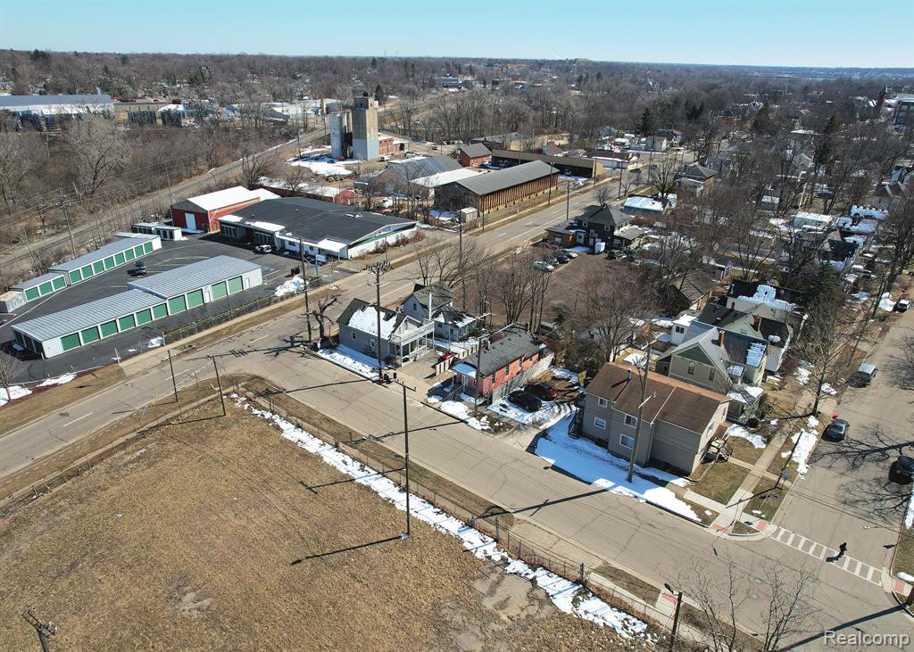 631 N Huron Street, Ypsilanti, MI 48197 — Photo 16