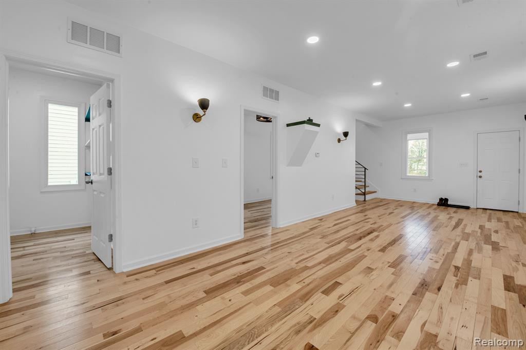 4457 JOSEPH CAMPAU Street, Detroit, MI 48207 — Photo 10
