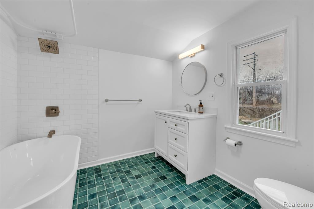 4457 JOSEPH CAMPAU Street, Detroit, MI 48207 — Photo 13