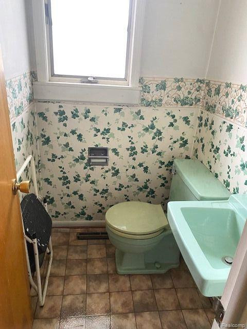 4374 Golden Glow Drive, Columbiaville, MI 48421 — Photo 12