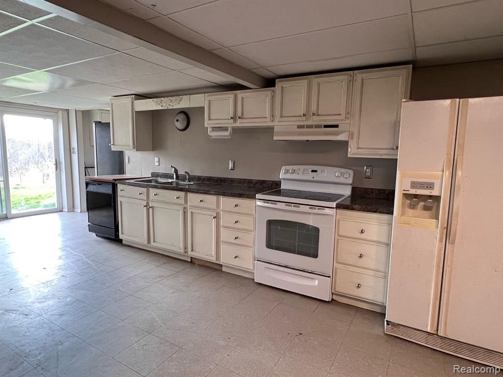 654 East Ridge Drive, Ortonville, MI 48462 — Photo 18