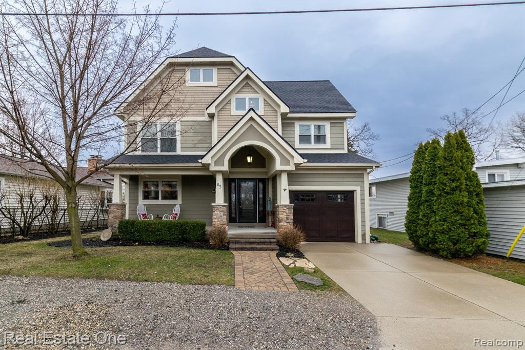 85 CRESCENT Avenue, Lake Orion, MI 48362 — front exterior