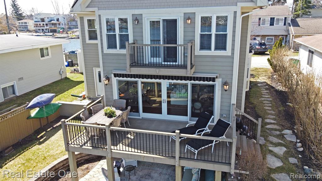 85 CRESCENT Avenue, Lake Orion, MI 48362 — Photo 19