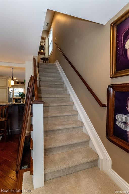 85 CRESCENT Avenue, Lake Orion, MI 48362 — Photo 24