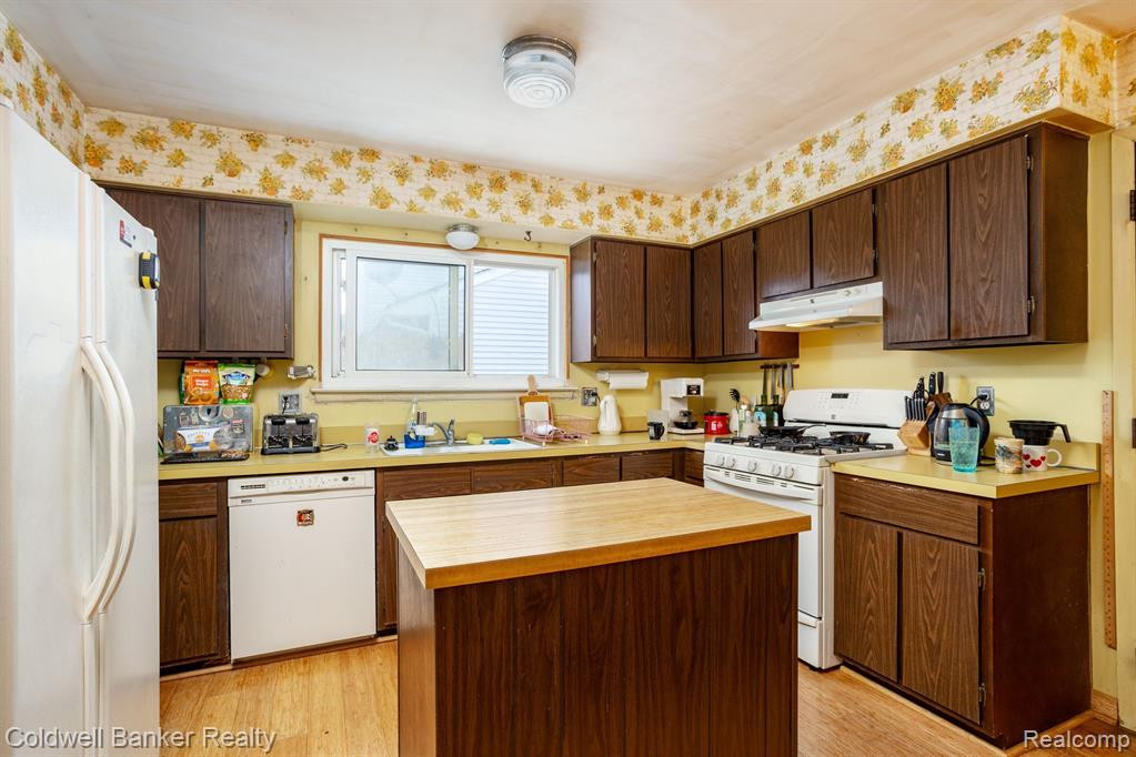 5781 NEW MEADOW Drive, Ypsilanti, MI 48197 — Photo 27