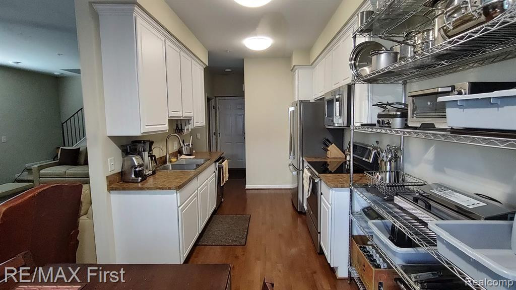 1703 RIVERSEDGE Drive, 67, Saline, MI 48176 — Photo 6
