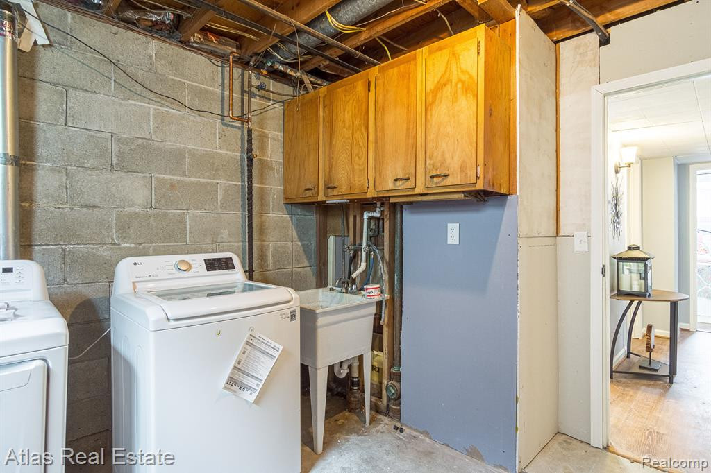832 LAMBKINS, Saline, MI 48176 — Photo 33