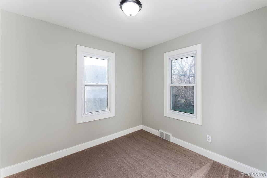 279 BEACHWAY Street, Whitmore Lake, MI 48189 — Photo 21