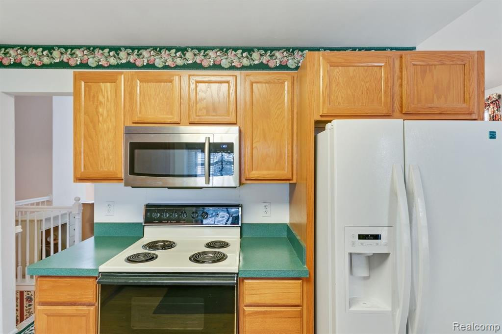 7287 Green Meadow Lane, Canton, MI 48187 — Photo 14