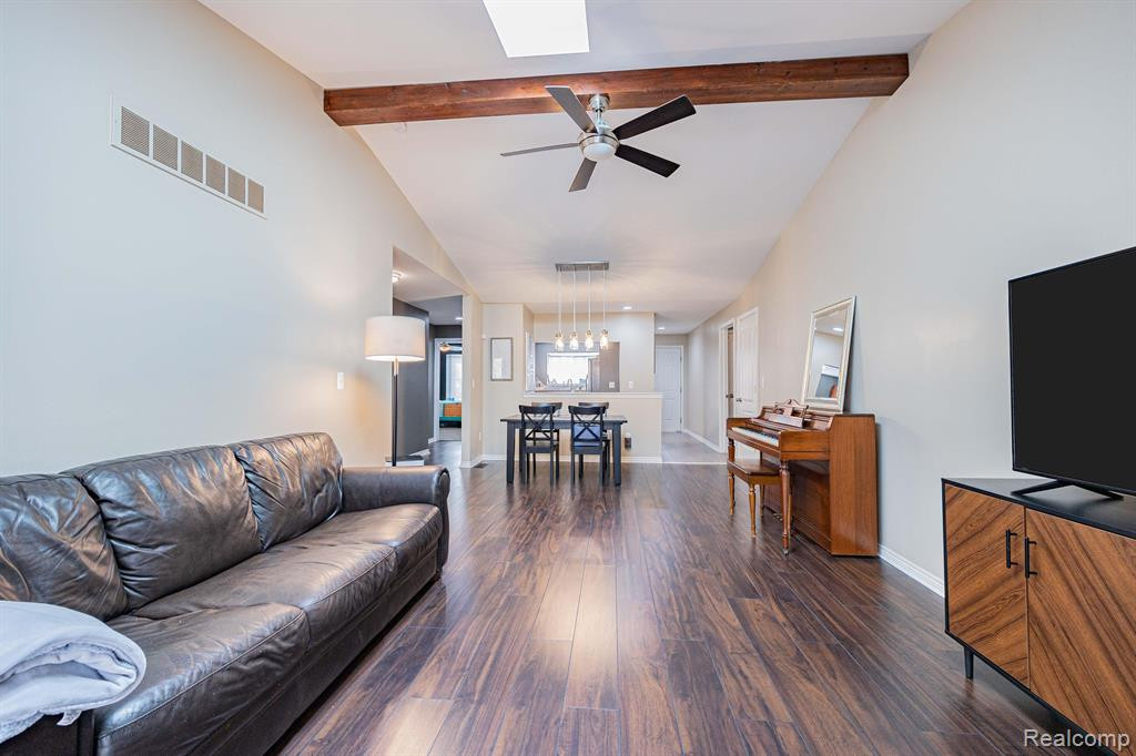 17408 N LUCILLE Circle, New Boston, MI 48164 — Photo 15