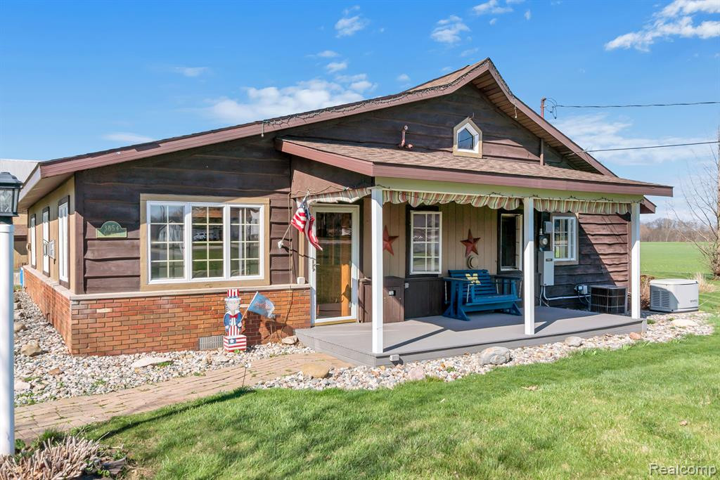 3854 Peet Road, New Lothrop, MI 48460 — Photo 6