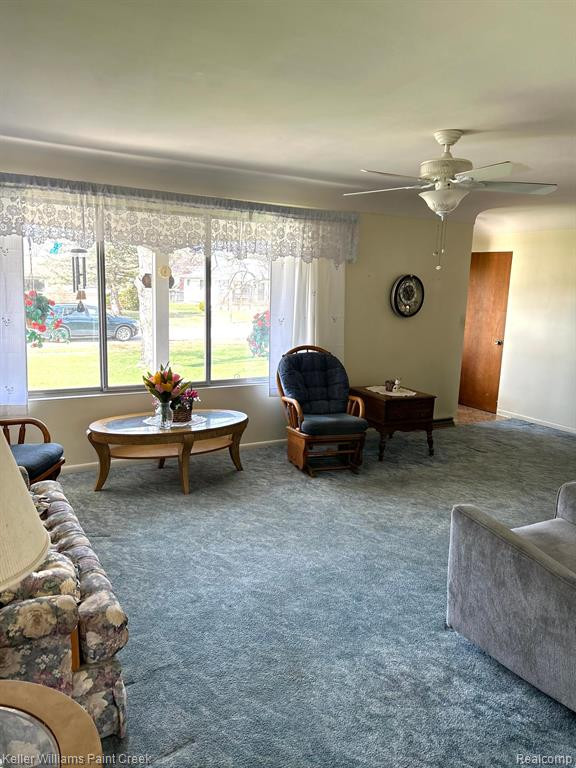530 N WALKER Street, Capac, MI 48014 — Photo 5