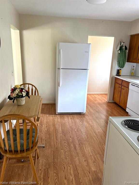 530 N WALKER Street, Capac, MI 48014 — Photo 8