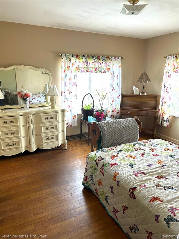 530 N WALKER Street, Capac, MI 48014 — Photo 10