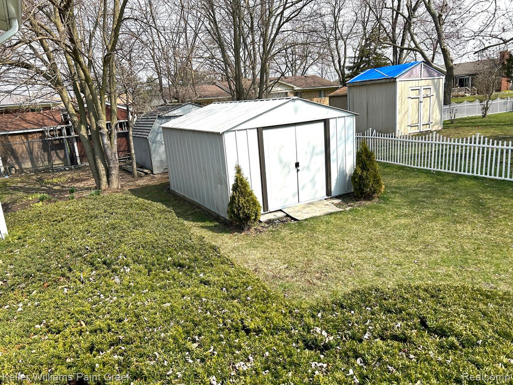 530 N WALKER Street, Capac, MI 48014 — Photo 14