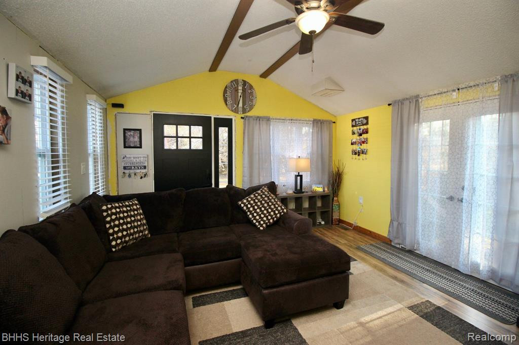 20040 W HARRIS Road, Elsie, MI 48831 — Photo 3