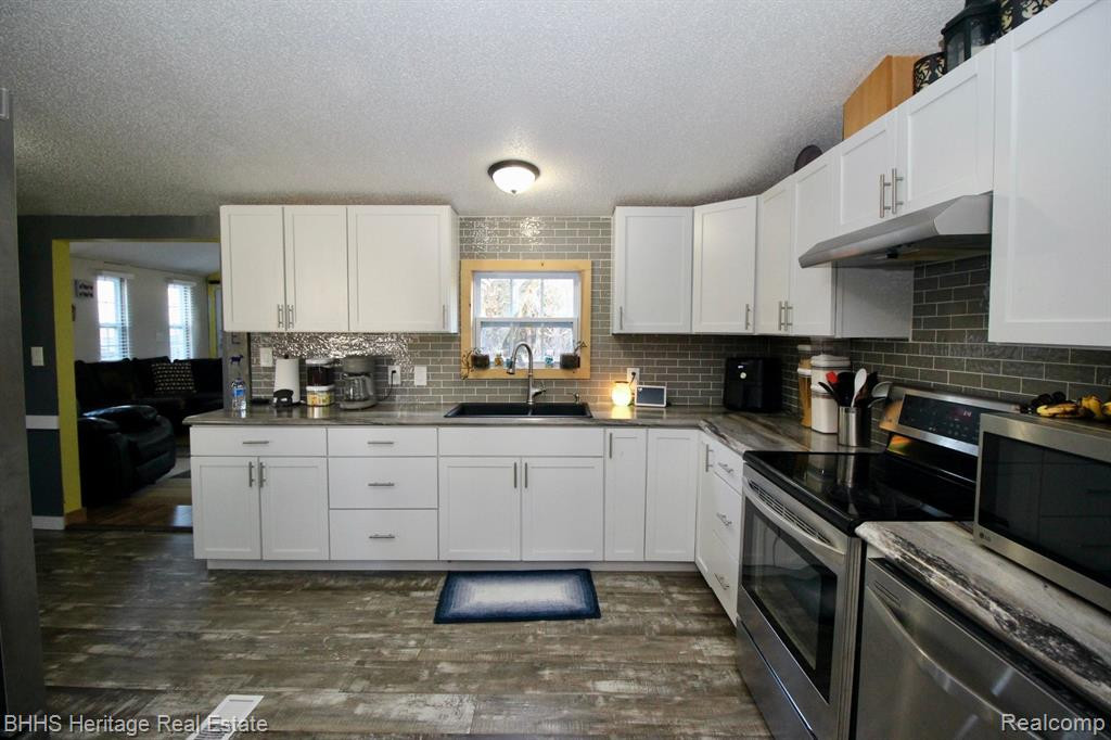 20040 W HARRIS Road, Elsie, MI 48831 — Photo 7