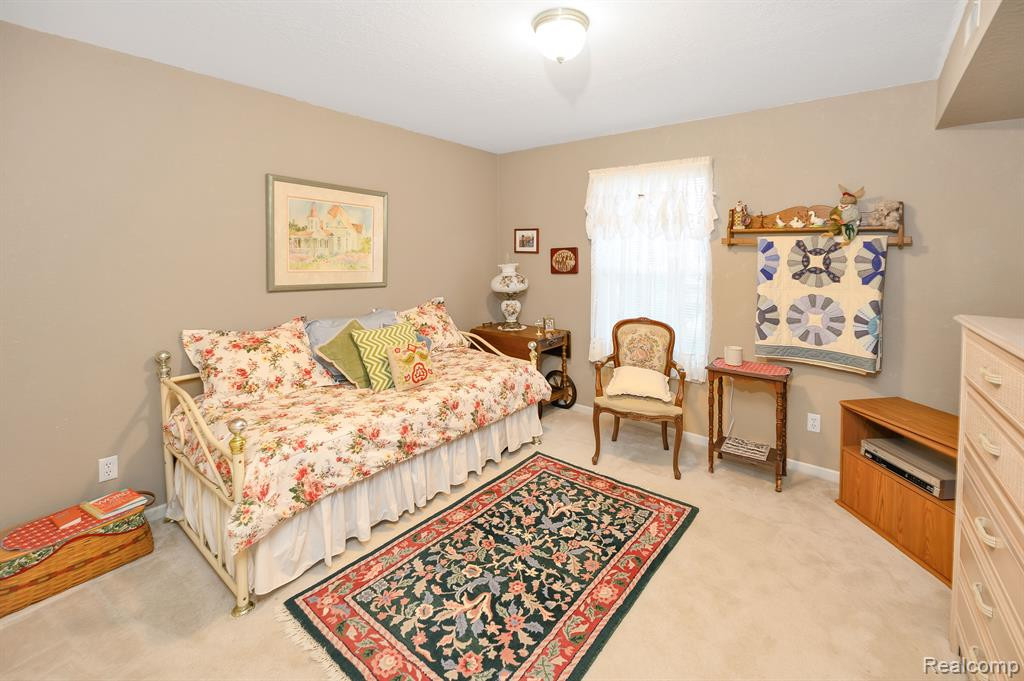 1135 CURZON Court, 203, Howell, MI 48843 — Photo 14