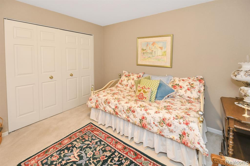 1135 CURZON Court, 203, Howell, MI 48843 — Photo 15