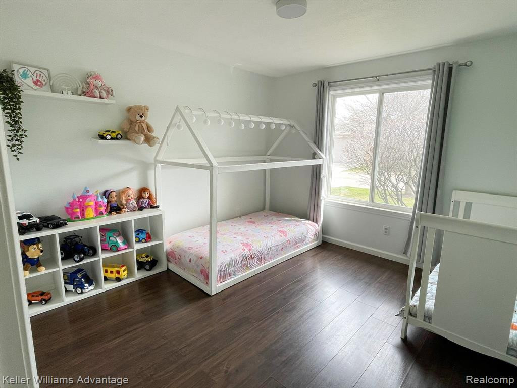 601 RAVENCREST Lane, Westland, MI — Photo 13