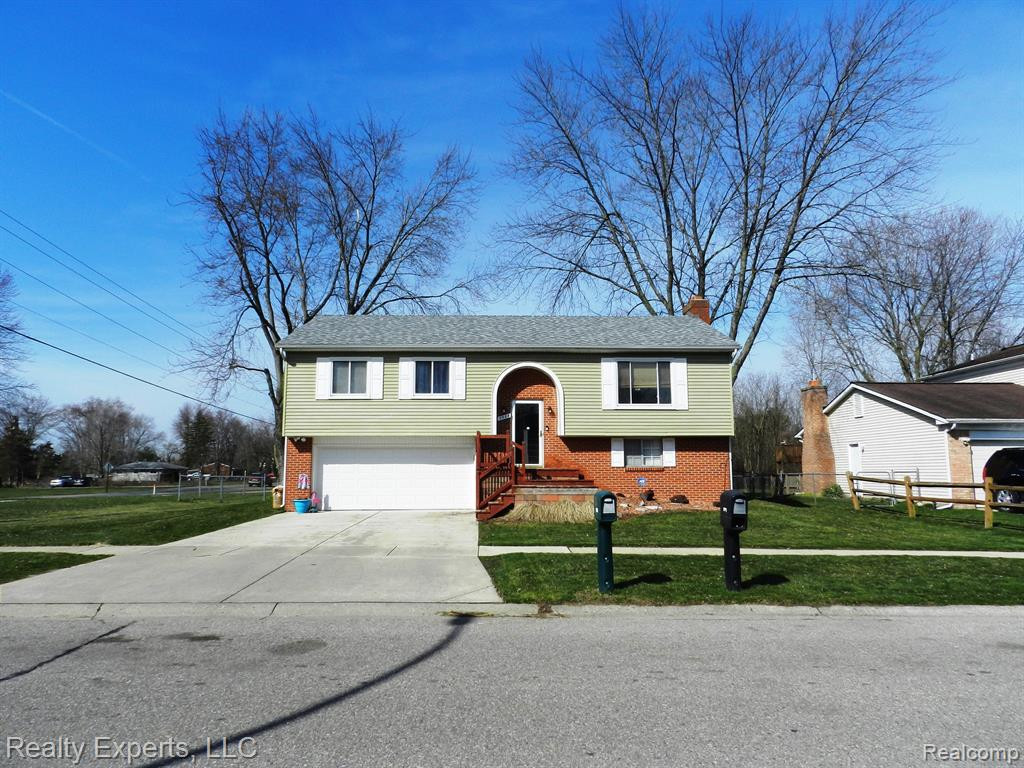 5980 HUNTINGTON Drive, Ypsilanti, MI 48197 — Photo 2
