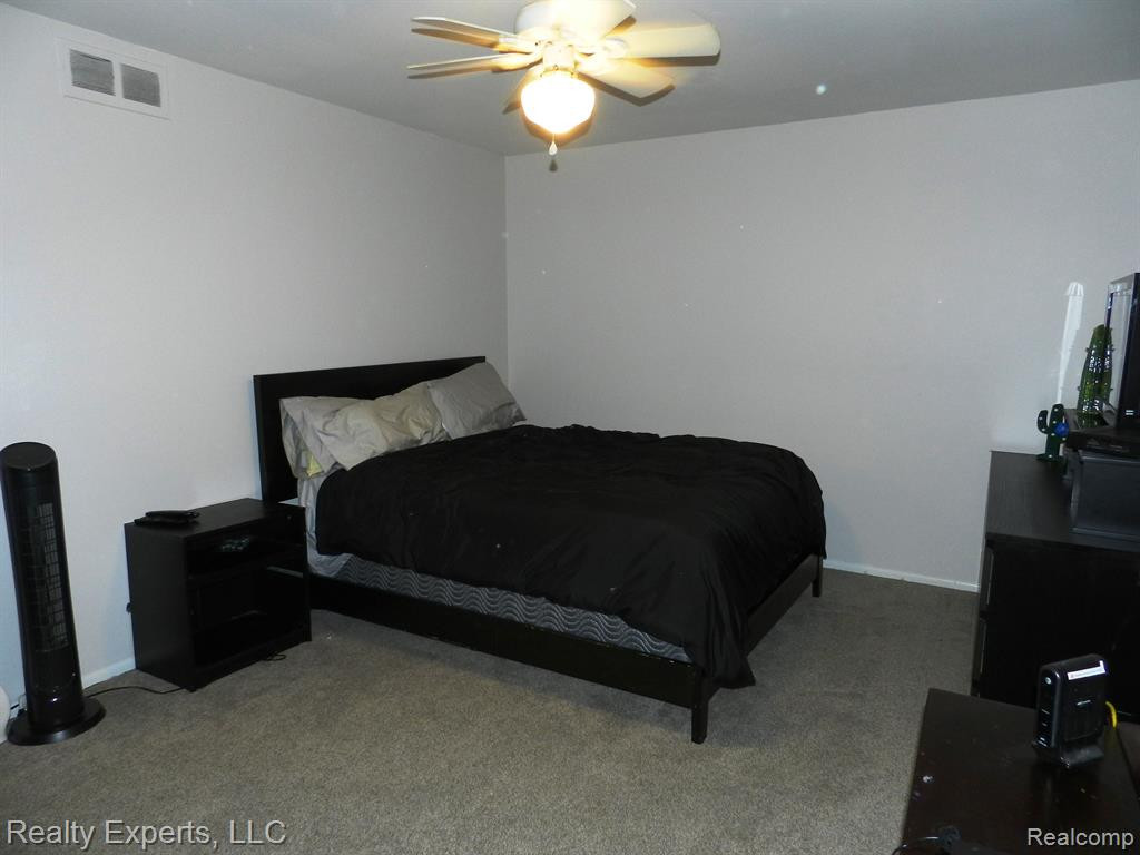5980 HUNTINGTON Drive, Ypsilanti, MI 48197 — Photo 15