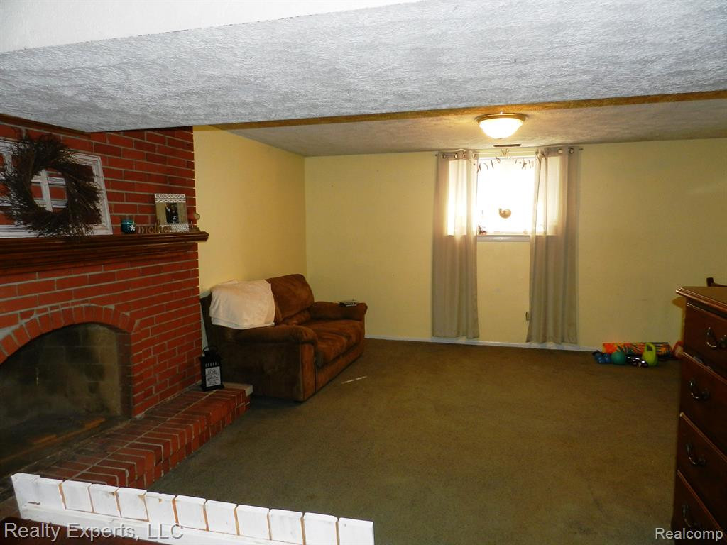 5980 HUNTINGTON Drive, Ypsilanti, MI 48197 — Photo 20
