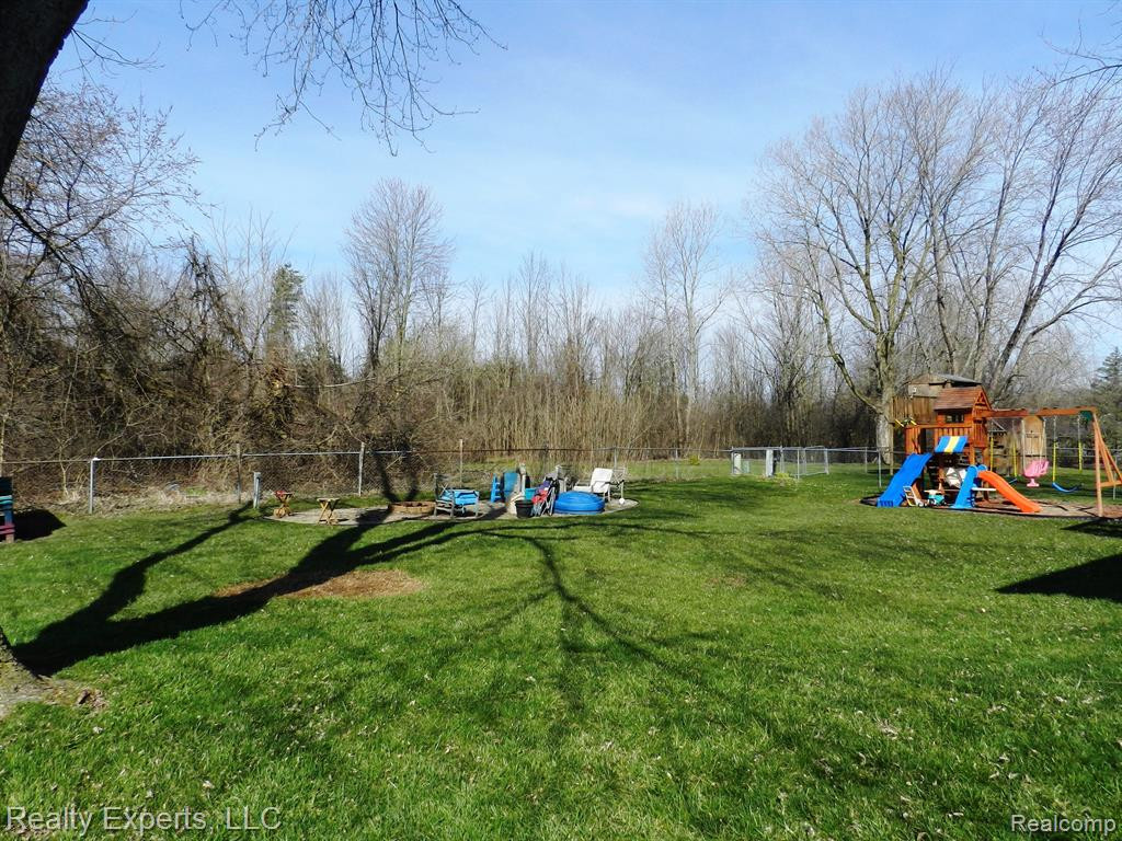 5980 HUNTINGTON Drive, Ypsilanti, MI 48197 — Photo 28