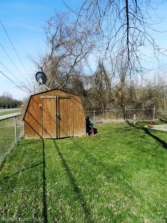 5980 HUNTINGTON Drive, Ypsilanti, MI 48197 — Photo 30