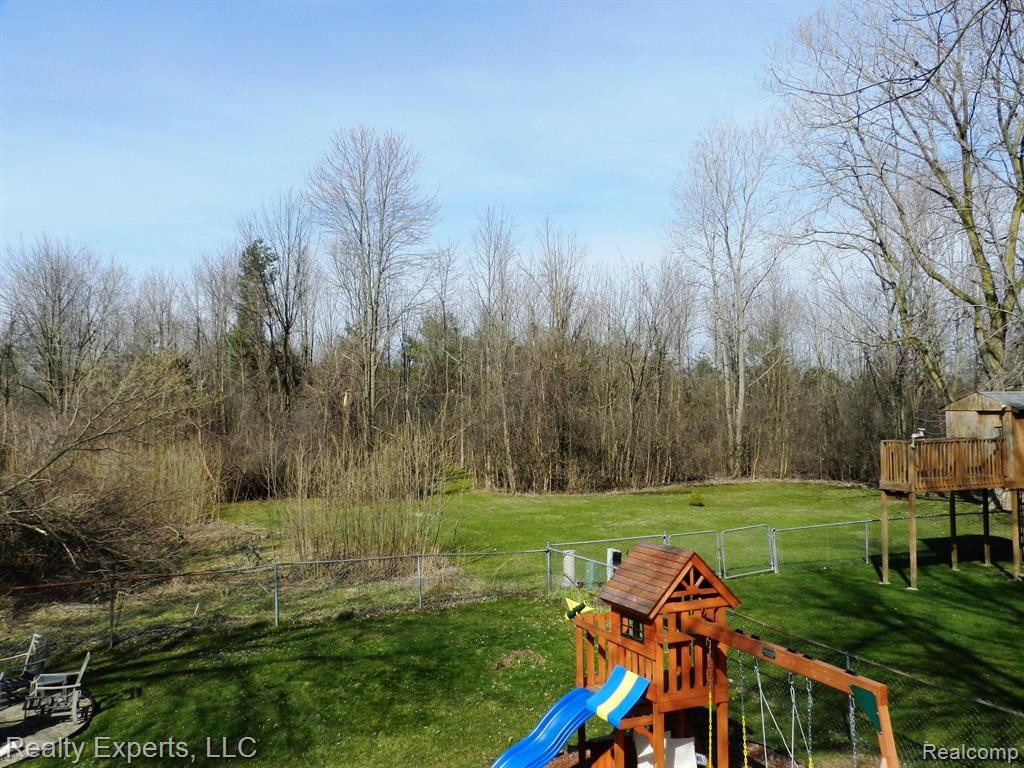 5980 HUNTINGTON Drive, Ypsilanti, MI 48197 — Photo 33