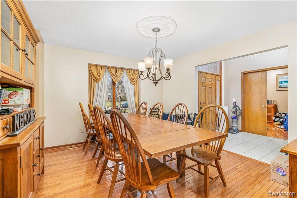 10171 ROYCE Drive, South Lyon, MI 48178 — Photo 6