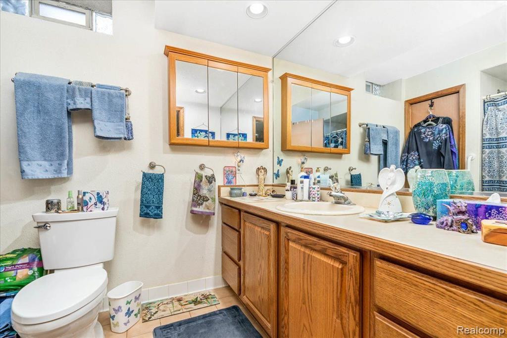 10171 ROYCE Drive, South Lyon, MI 48178 — Photo 12