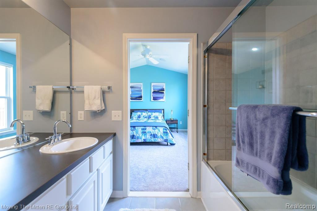 6261 MAPLEHURST Drive, Ypsilanti, MI 48197 — Photo 8