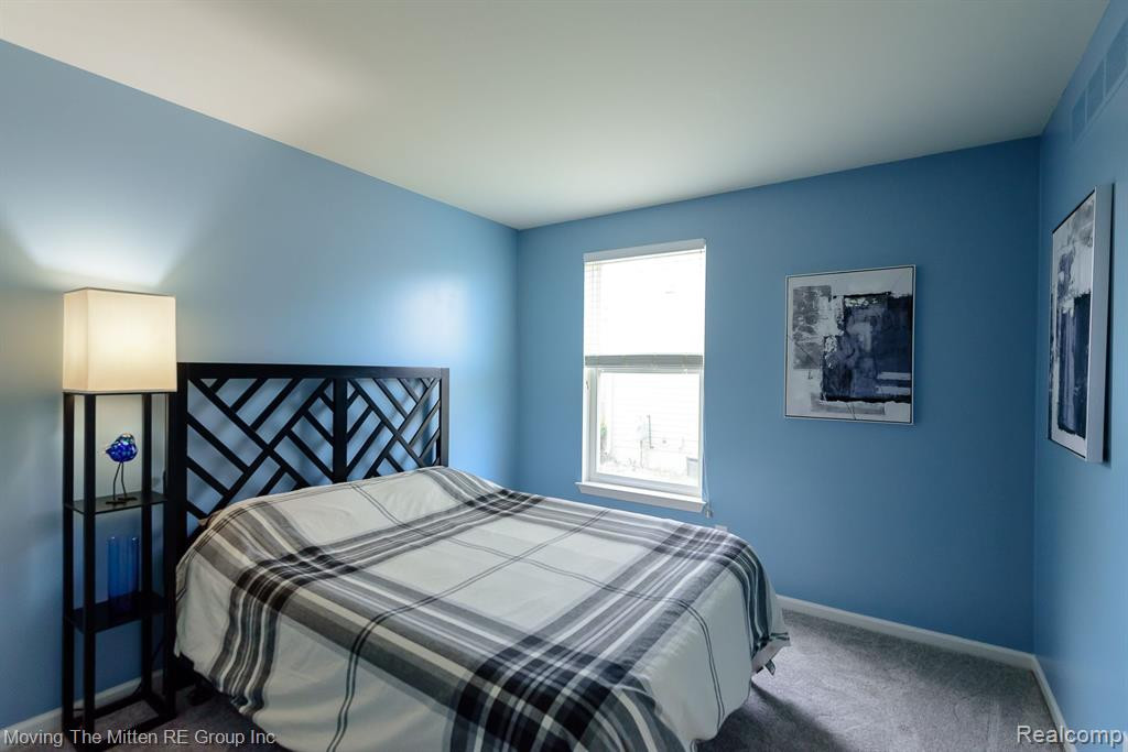 6261 MAPLEHURST Drive, Ypsilanti, MI 48197 — Photo 10
