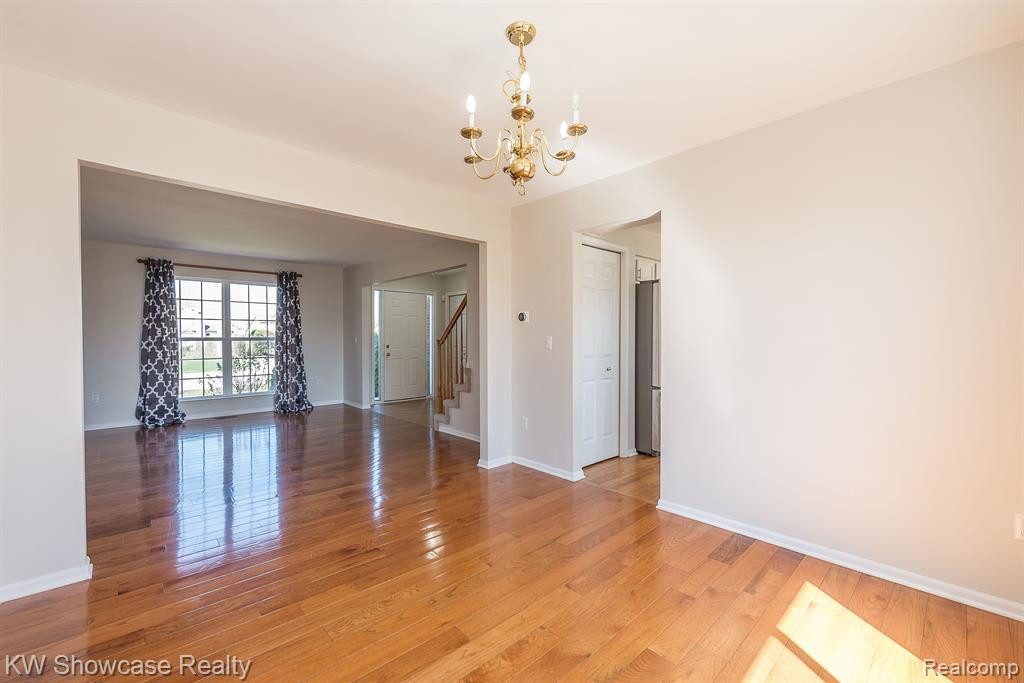 4800 WILLINGHAM Court, Ypsilanti, MI 48197 — Photo 8