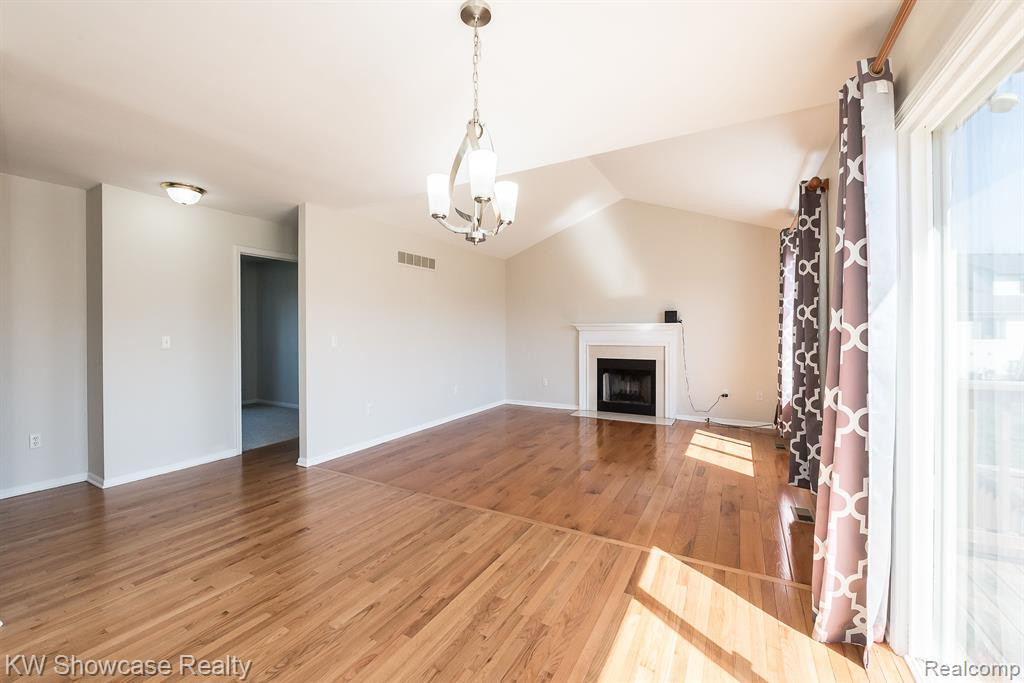 4800 WILLINGHAM Court, Ypsilanti, MI 48197 — Photo 15