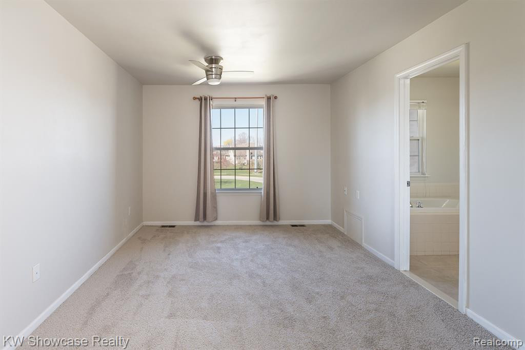 4800 WILLINGHAM Court, Ypsilanti, MI 48197 — Photo 28